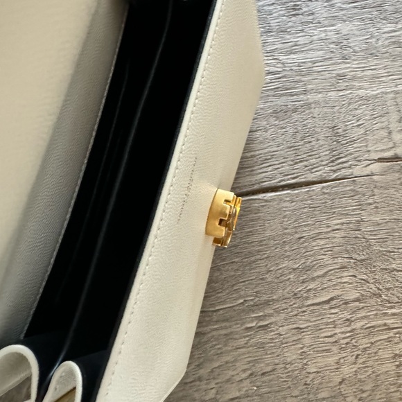 Saint Laurent Mini Cassandra White bag - Picture 4 of 5